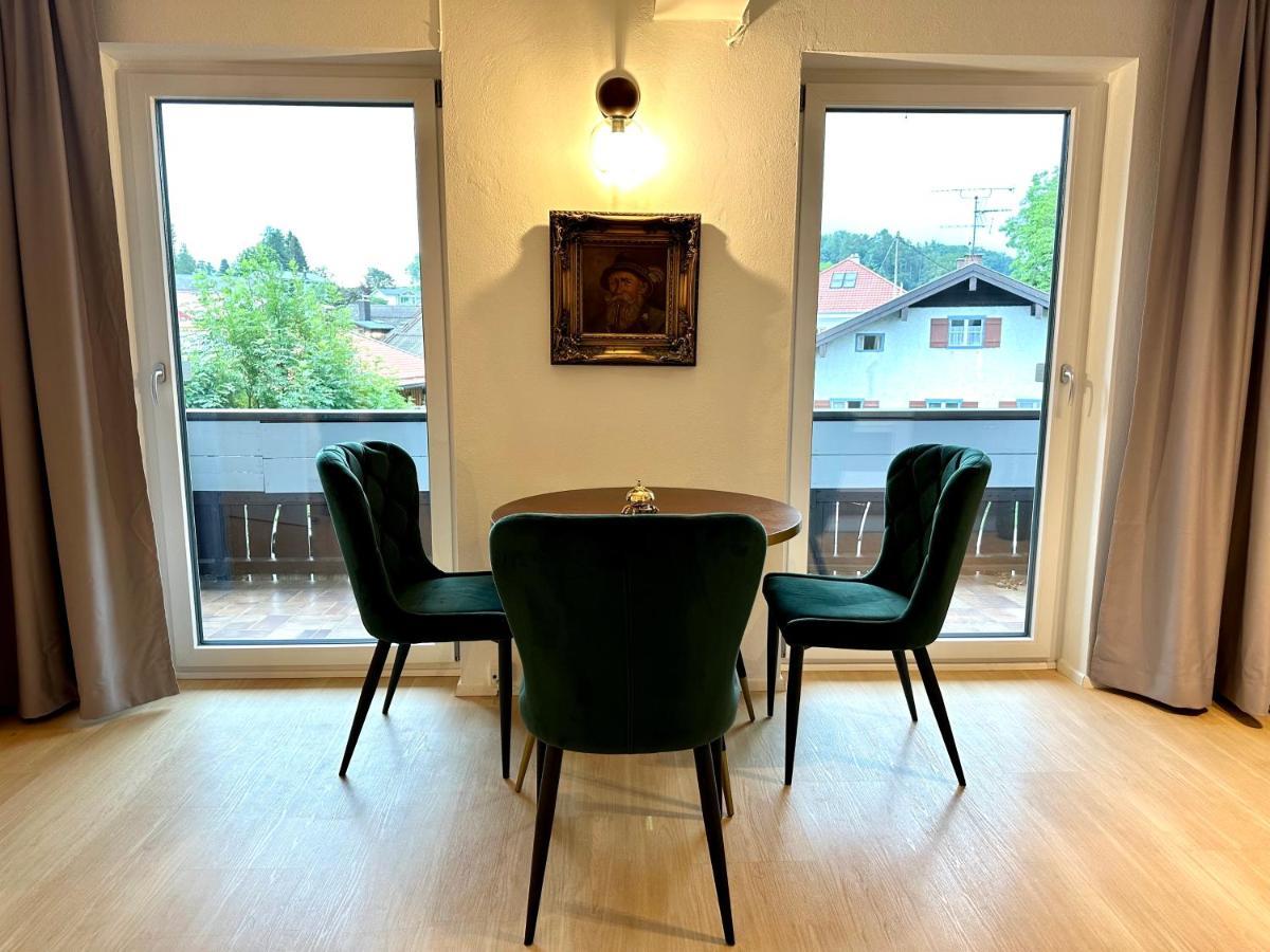 Koeniglich & Modern See- Und Zentrumsnah Prien am Chiemsee Luaran gambar
